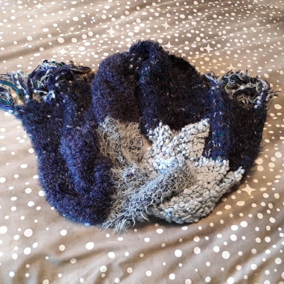 INC Fluffy Knit Winter Long Scarf Blue Cozy Warm Mixed Media Fringe Sparkles - Picture 4 of 9